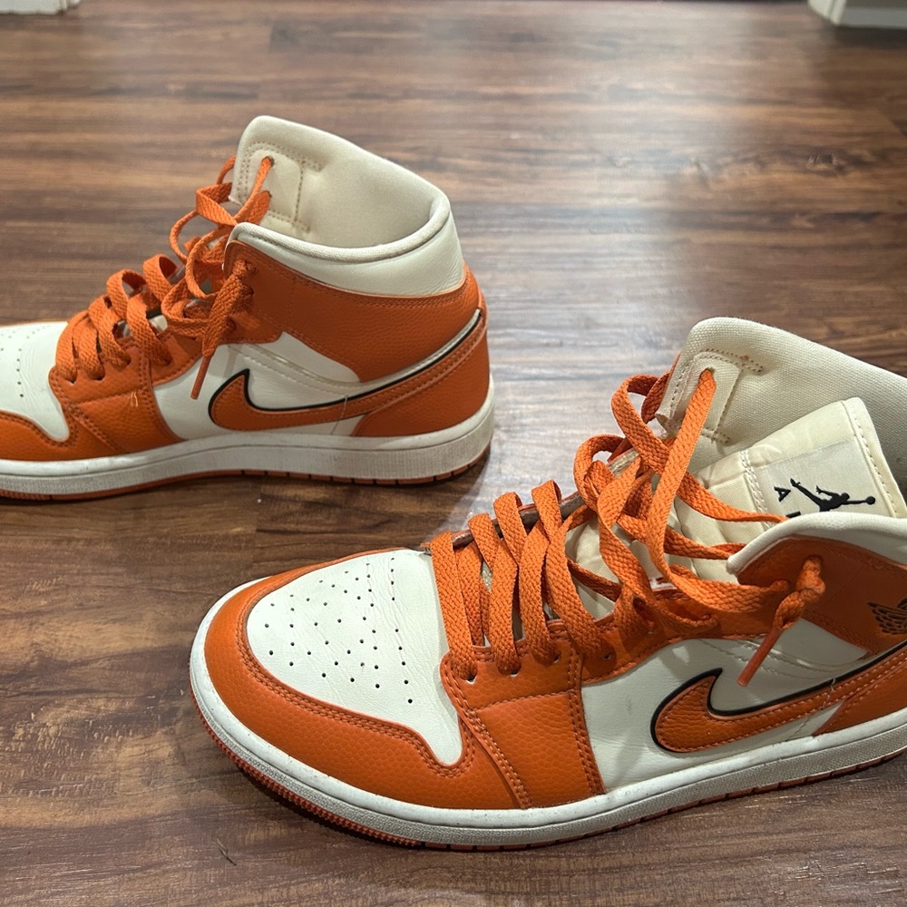 Air Jordan ones